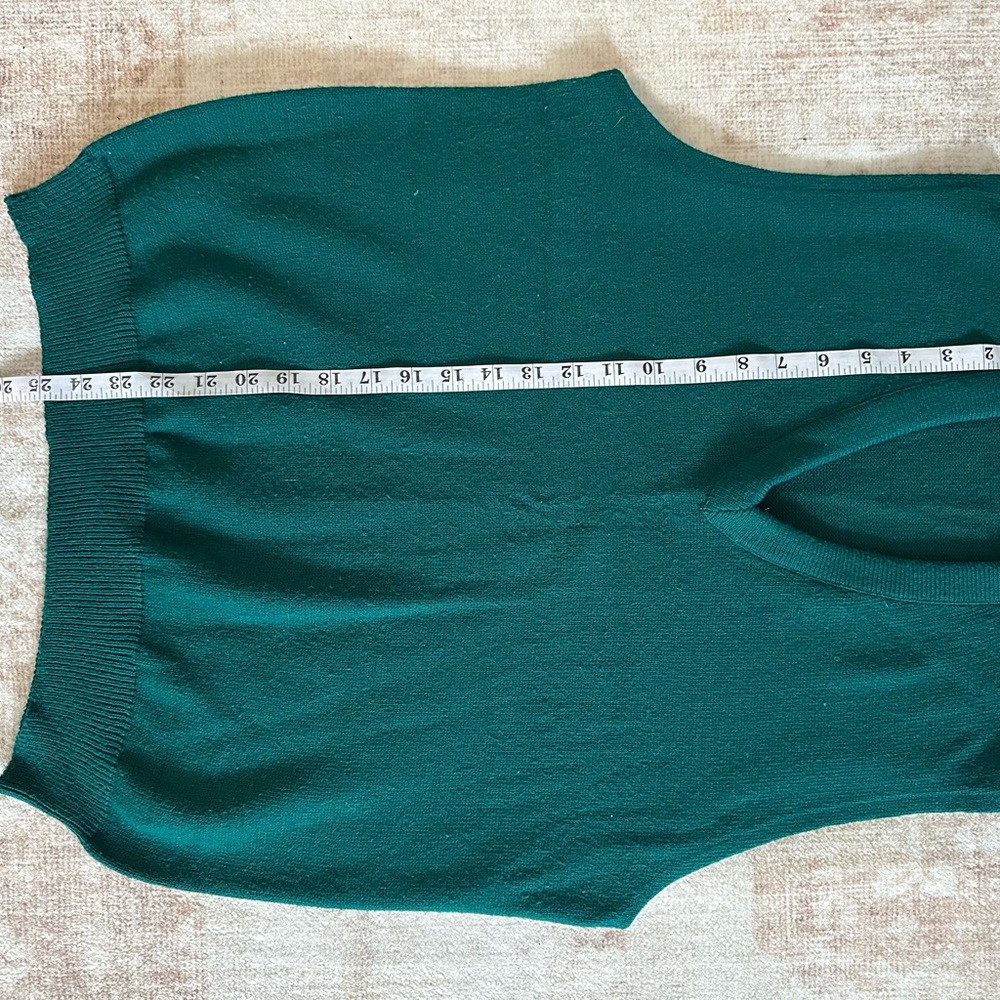 Men's V-Neck Sweater Vest - Green